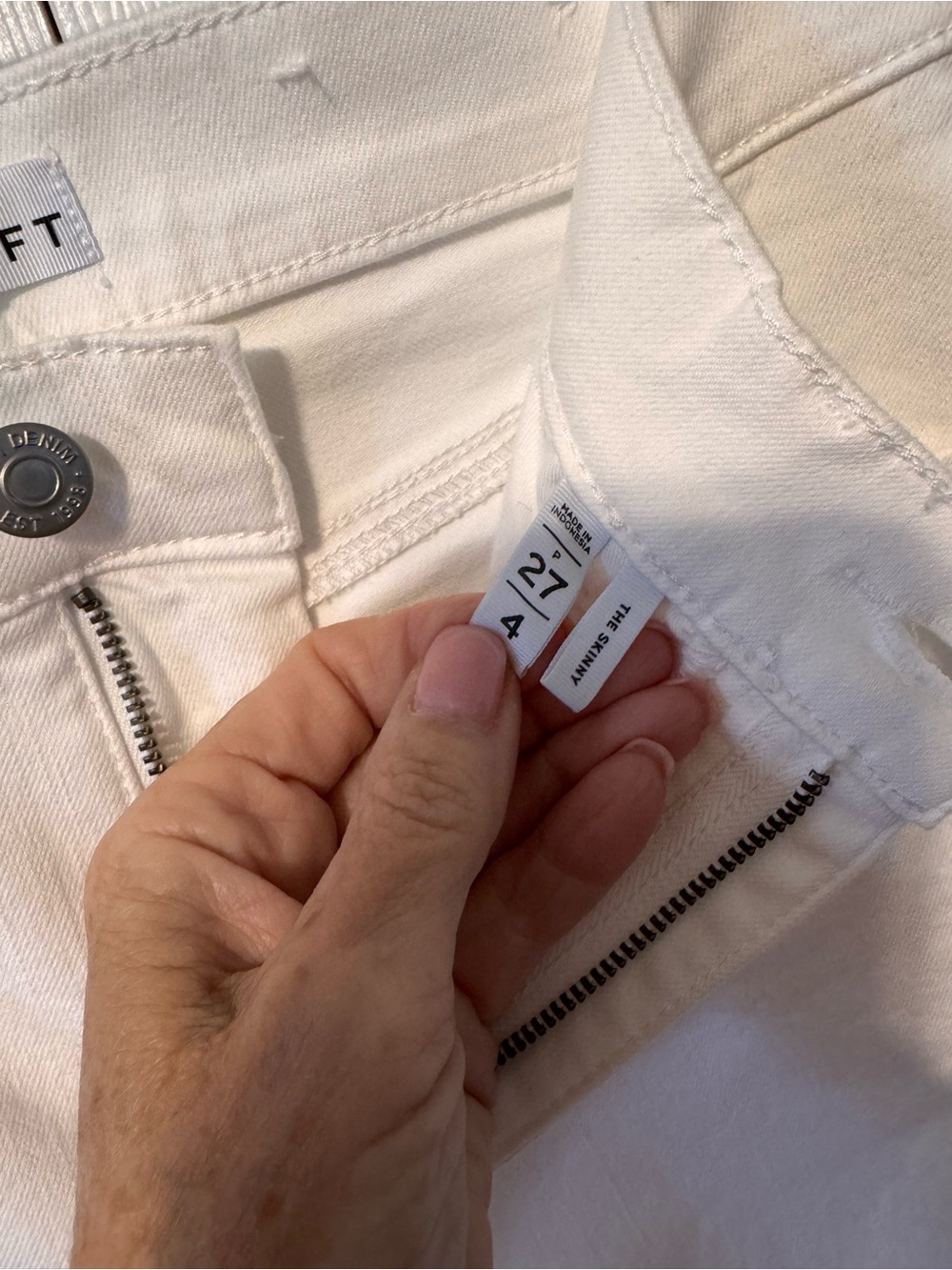 Loft White Denim High-Rise Skinny Jeans Zipper Frayed Hem Size 27 - Picture 6 of 11